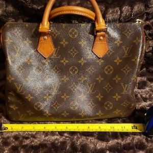 Awesome Louis Vuitton Speedy 30